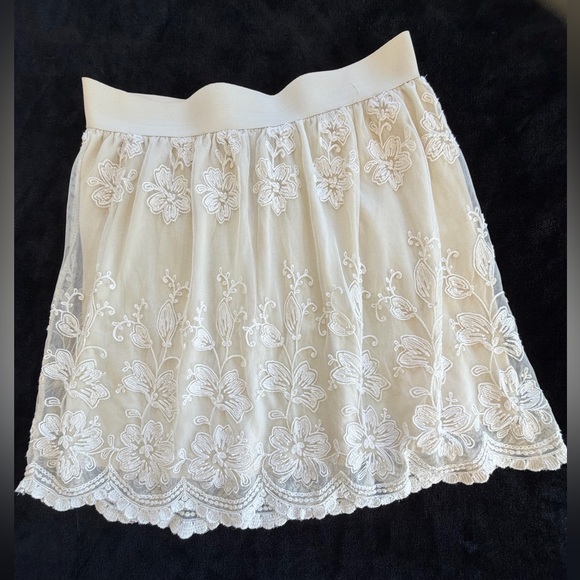 Forever 21 lace skirt ivory size L - Picture 11 of 11